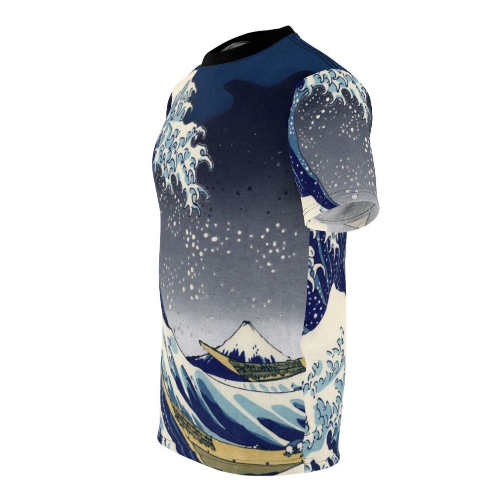 Stylish t-shirt featuring the iconic "Great Wave off Kanagawa" artwork by Hokusai - men left