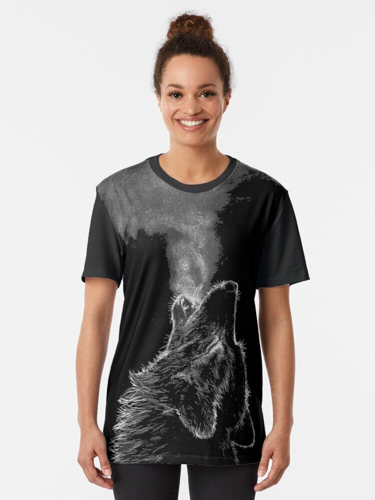 Striking wolf graphic design on a t-shirt - Women