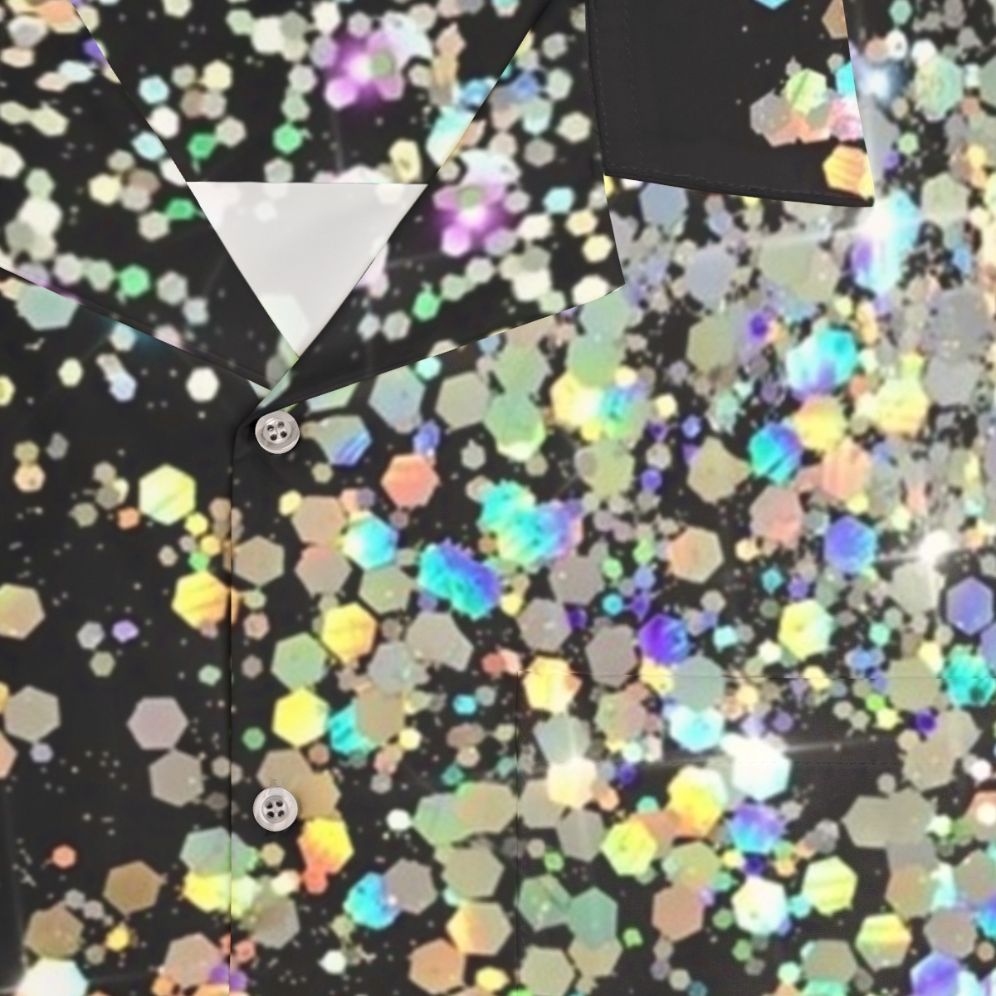 Black holographic sparkle hawaiian shirt - Detail