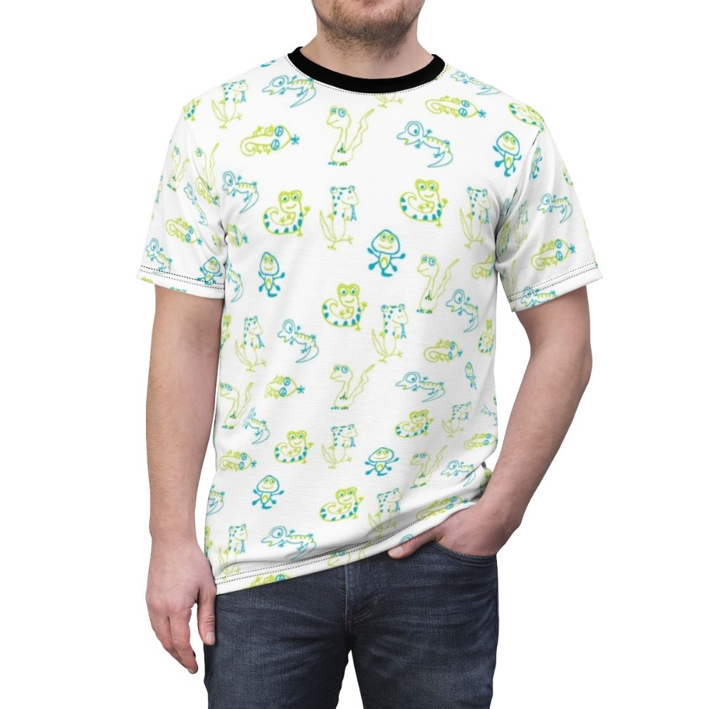 Colorful all-over print t-shirt featuring a fun lizard design - men front