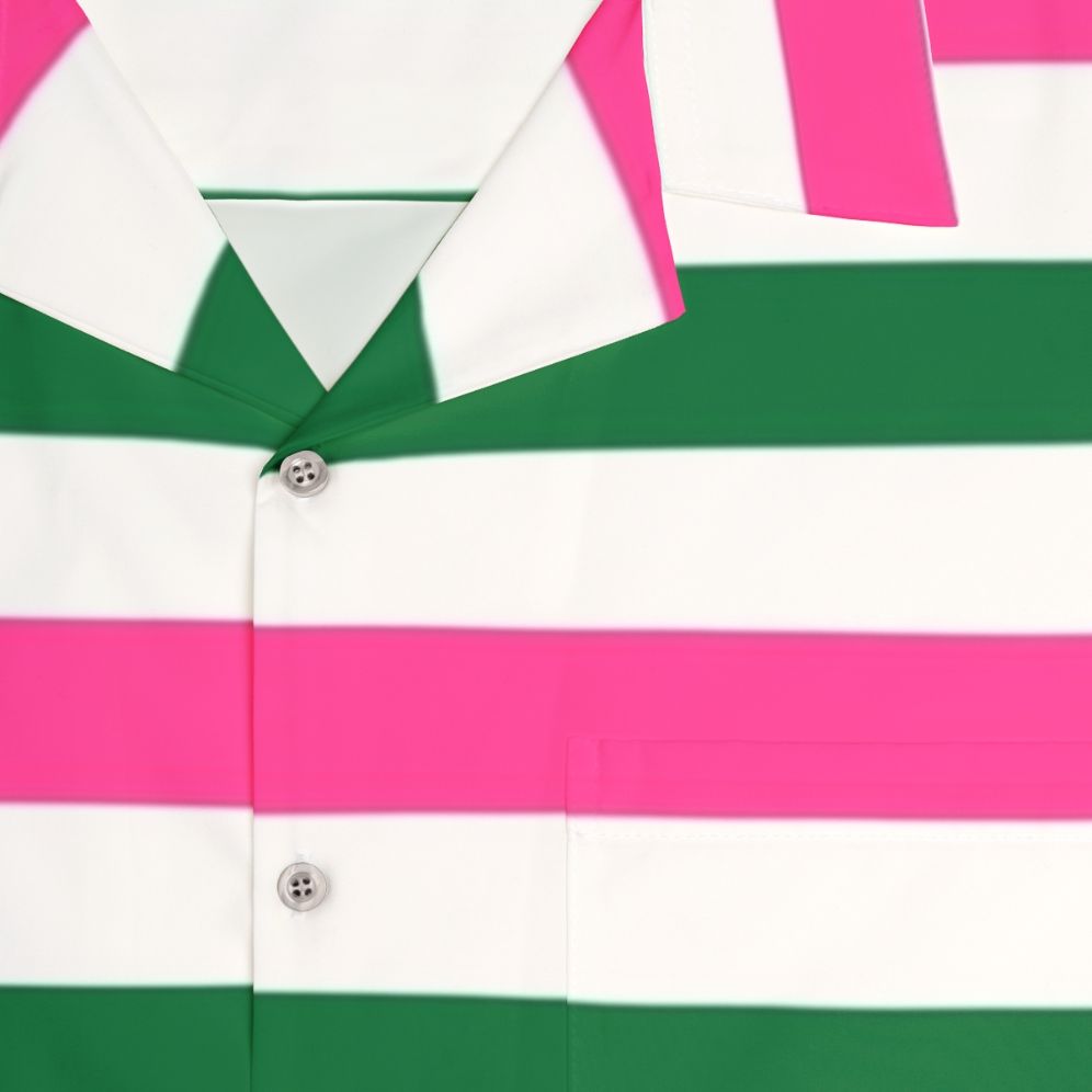 Retro deckchair stripes Hawaiian shirt in forest green and pink - Detail