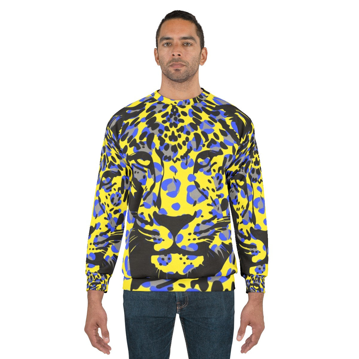 Leopard print sweatshirt with a stylish and wild design - men